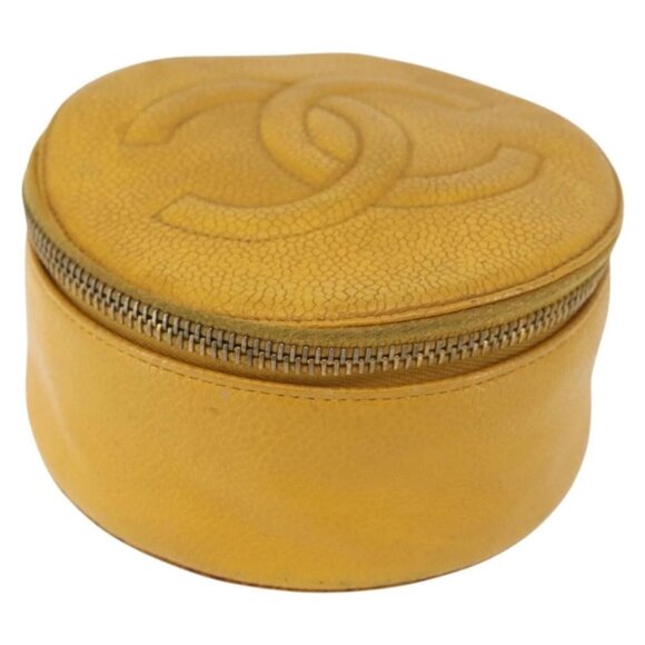 CHANEL COCO Mark Jewelry Box Grained Calf Skin Yellow Gold CC Auth am9057